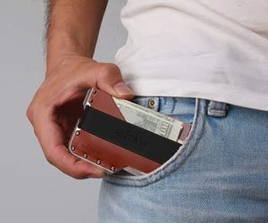 Cartera con bloqueo RFID